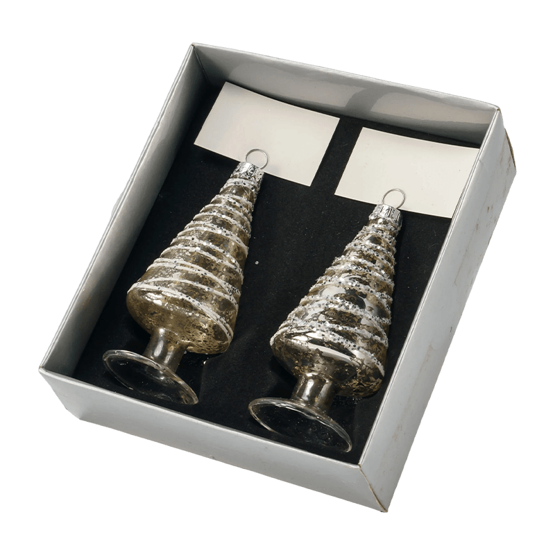 Kerstcadeausets met glazen ornamenten