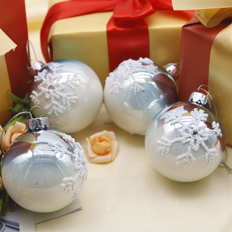 8 x 8 x 8 cm decoratieve glazen kerstbal voor binnen